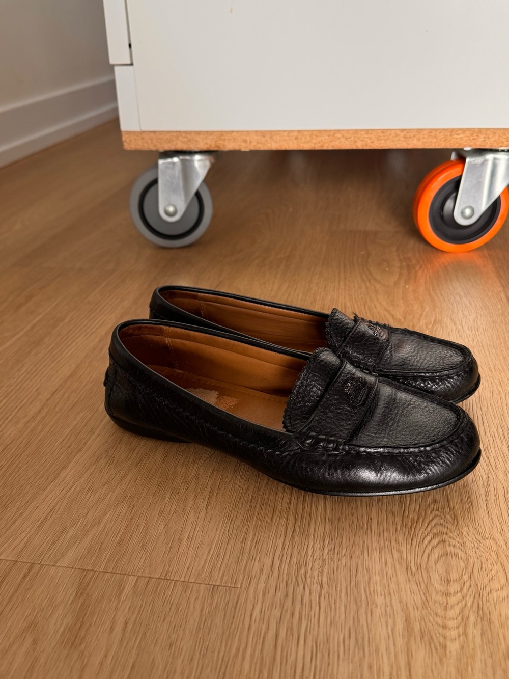 Coach Black Leather Penny Loafers sz 37.5